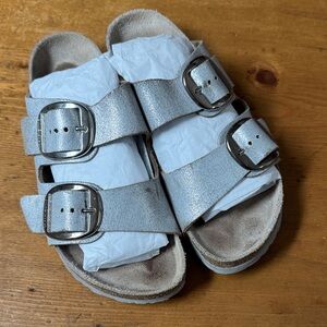 Arizona Birkenstock Big Buckle 38 7.5 washed metallic baby denim blue sandals